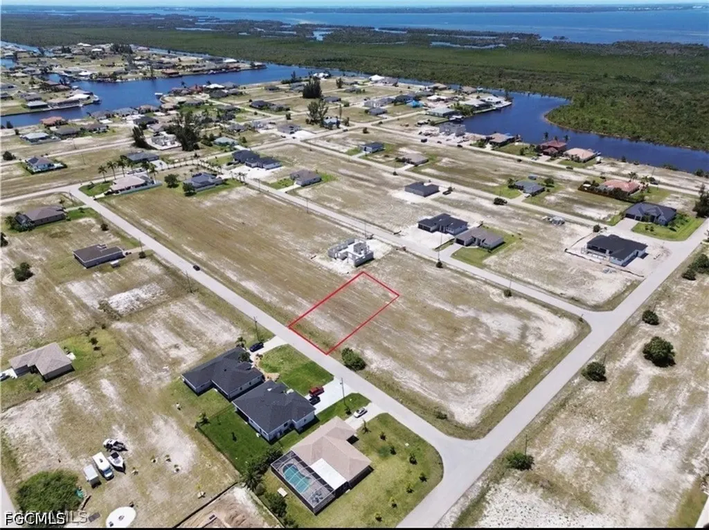 3510 NW 45th Avenue Cape Coral FL 33993