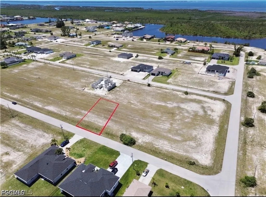3510 NW 45th Avenue Cape Coral FL 33993