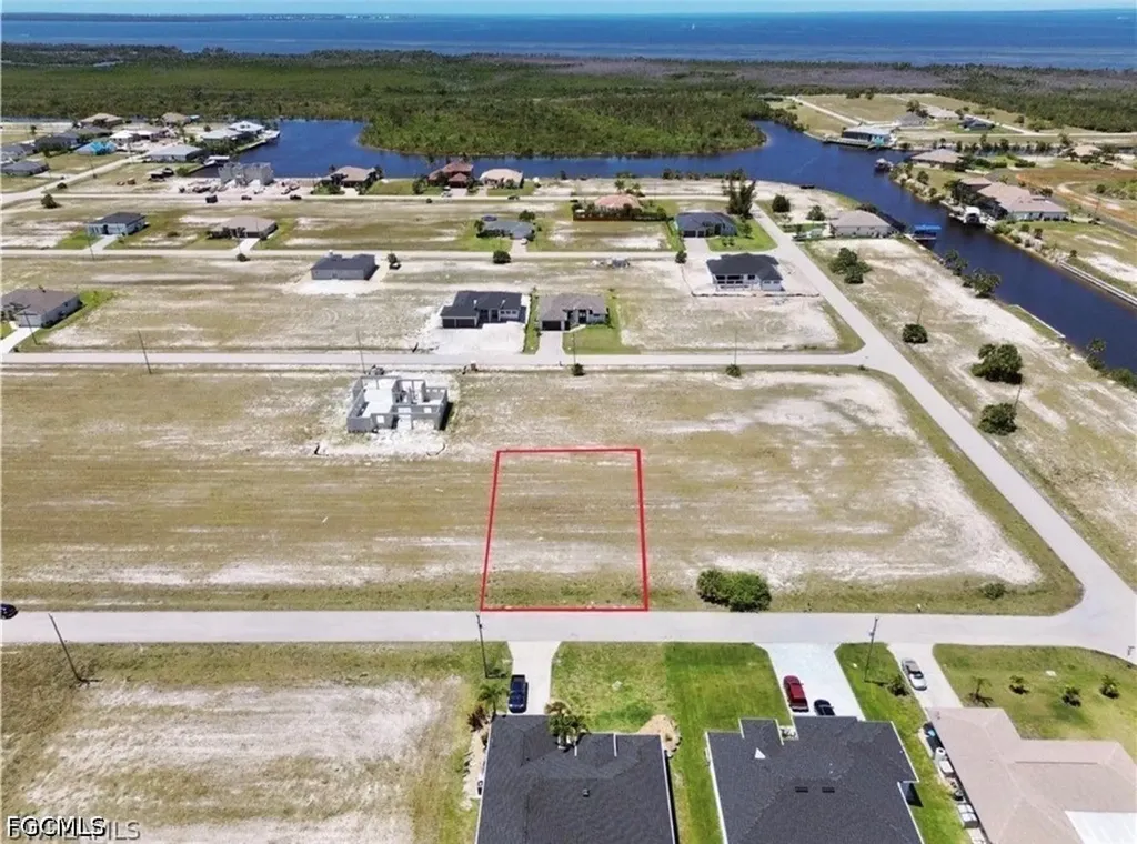3510 NW 45th Avenue Cape Coral FL 33993