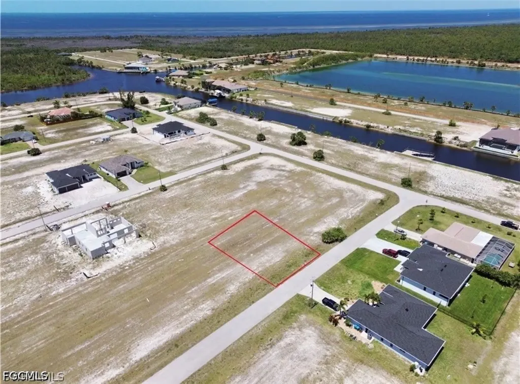 3510 NW 45th Avenue Cape Coral FL 33993