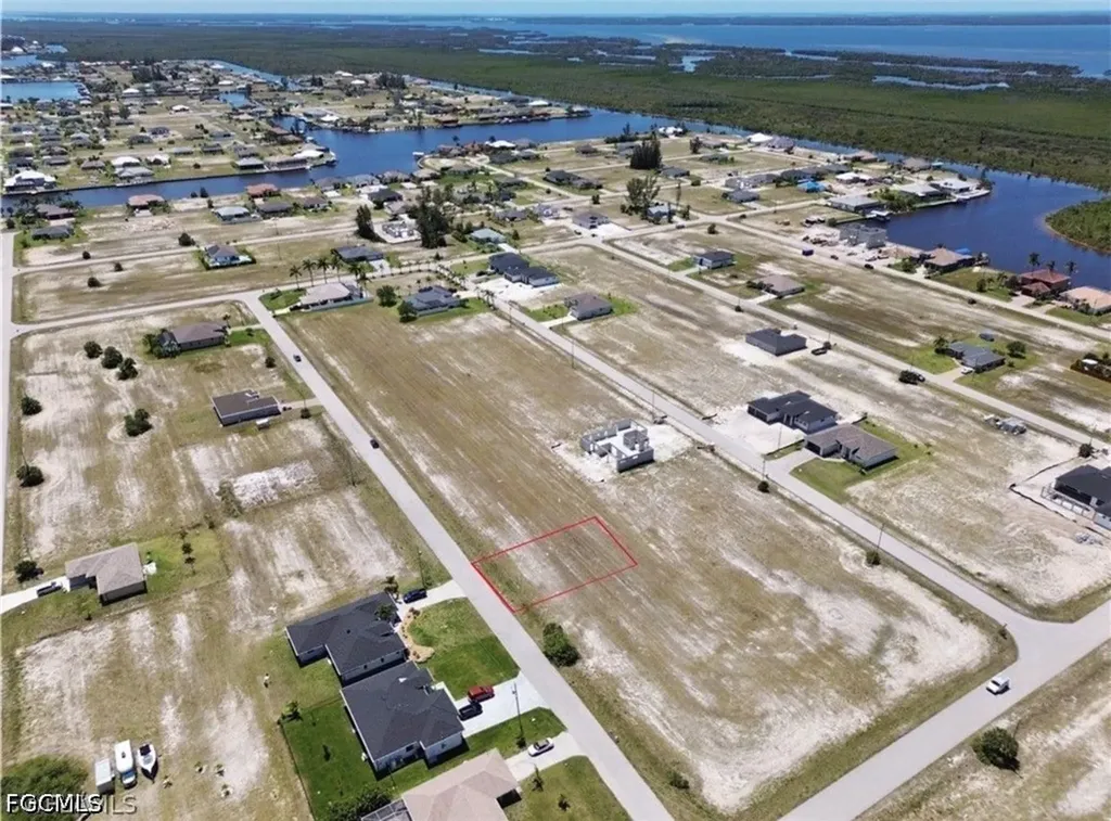 3510 NW 45th Avenue Cape Coral FL 33993