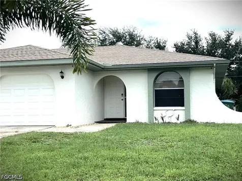 919 SE 14th Street Cape Coral FL 33990