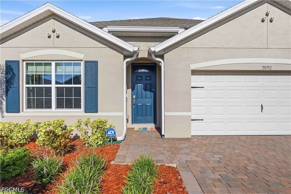 20352 Camino Torcido Loop North Fort Myers FL 33917