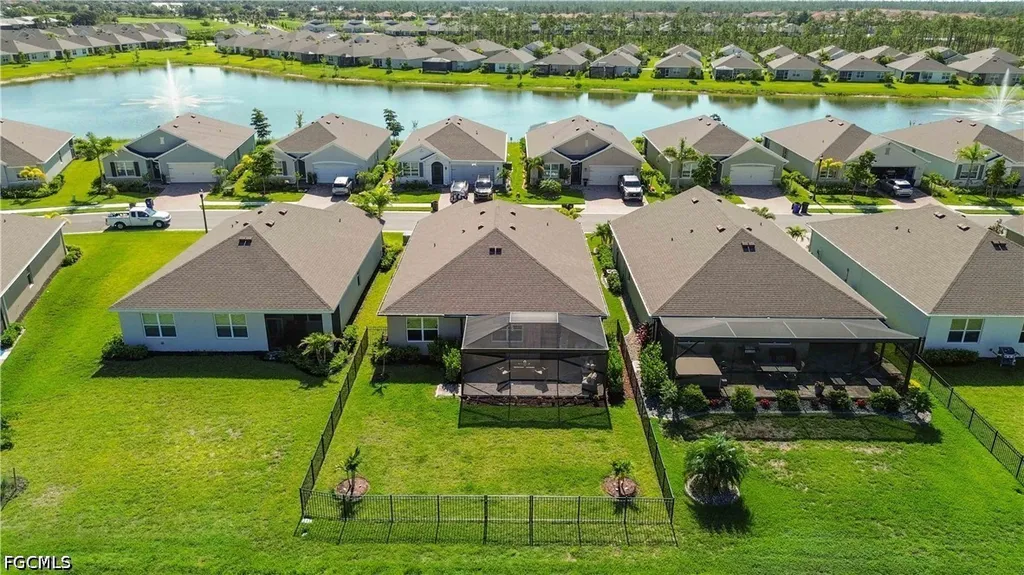 20352 Camino Torcido Loop North Fort Myers FL 33917