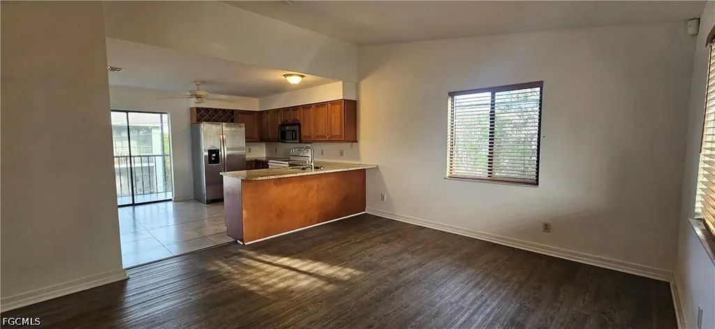 4904 Vincennes Court Cape Coral FL 33904