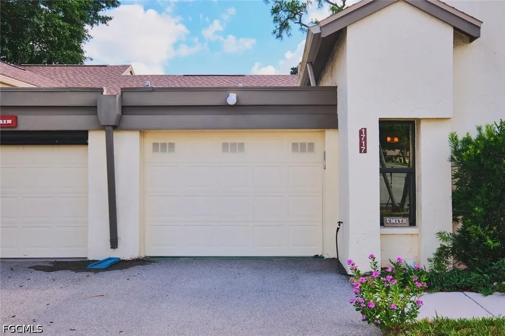 1717 Bent Tree Circle Fort Myers FL 33907