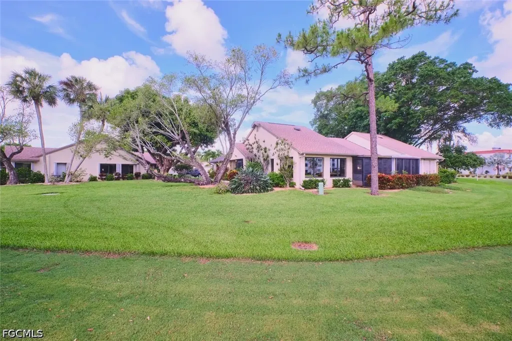 1717 Bent Tree Circle Fort Myers FL 33907