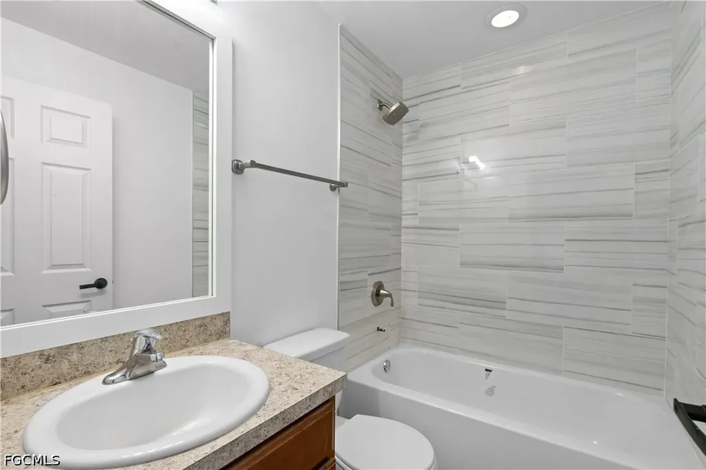 336 NE 30th Terrace Cape Coral FL 33909
