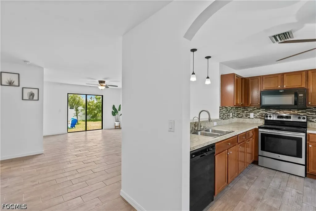 336 NE 30th Terrace Cape Coral FL 33909