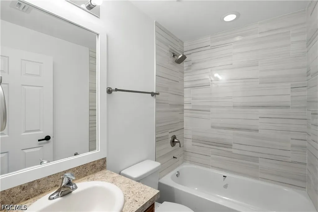 336 NE 30th Terrace Cape Coral FL 33909