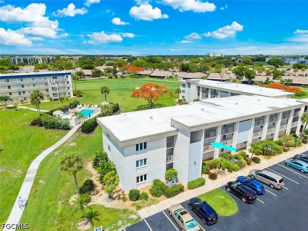 6102 Augusta Drive Fort Myers FL 33907