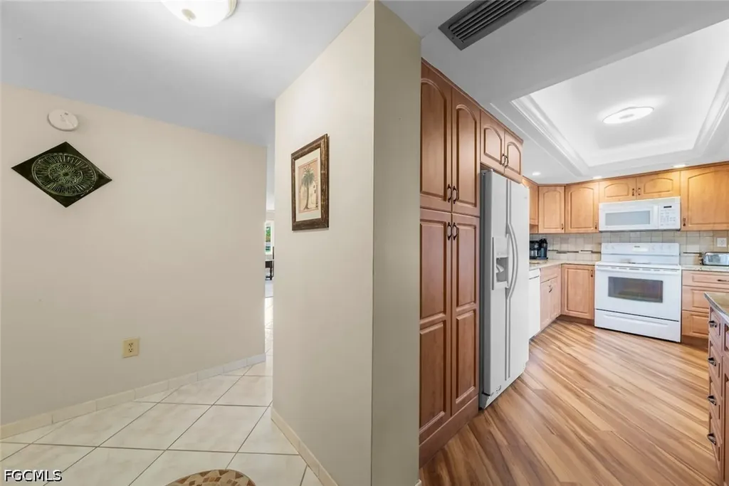 6102 Augusta Drive Fort Myers FL 33907