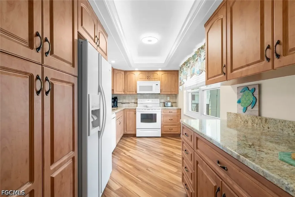 6102 Augusta Drive Fort Myers FL 33907