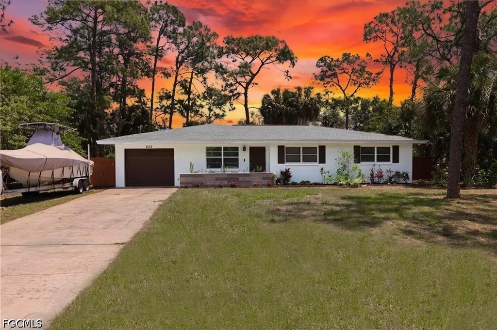 602 James Avenue Lehigh Acres FL 33936