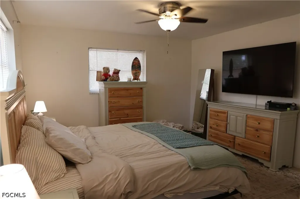 602 James Avenue Lehigh Acres FL 33936