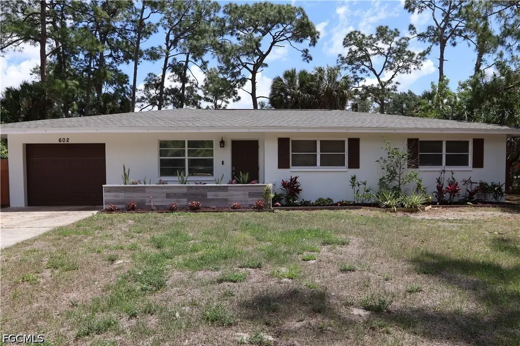 602 James Avenue Lehigh Acres FL 33936