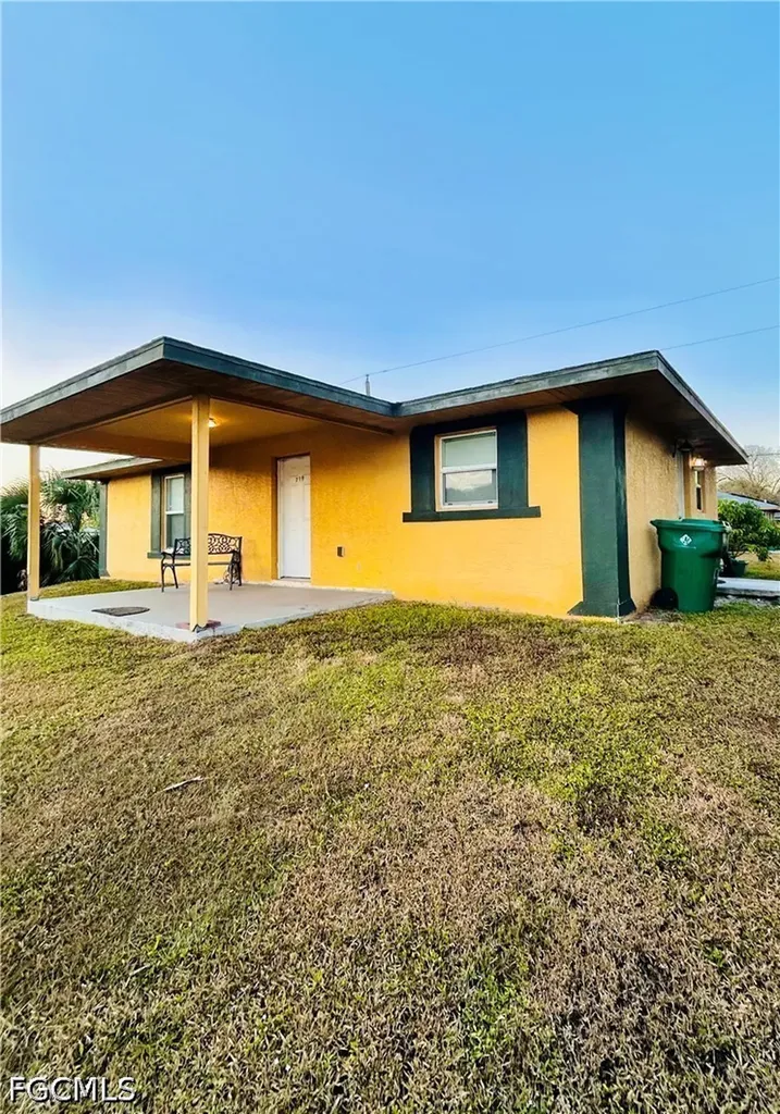 719 Carolina Avenue Clewiston FL 33440