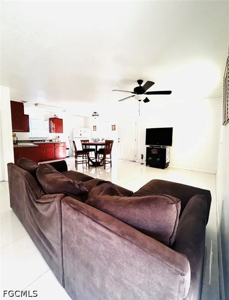 719 Carolina Avenue Clewiston FL 33440