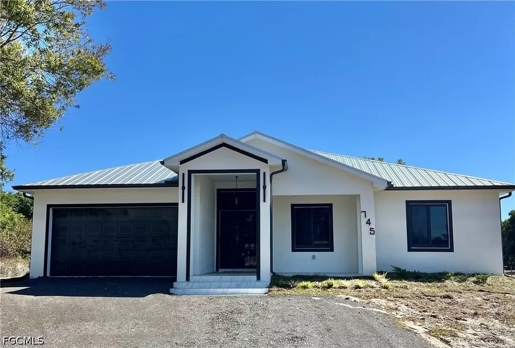 745 N Estribo Street Clewiston FL 33440