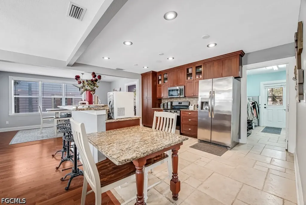 416 N Deane Duff Avenue Clewiston FL 33440