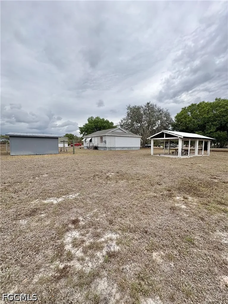 230 N Brida Street Clewiston FL 33440