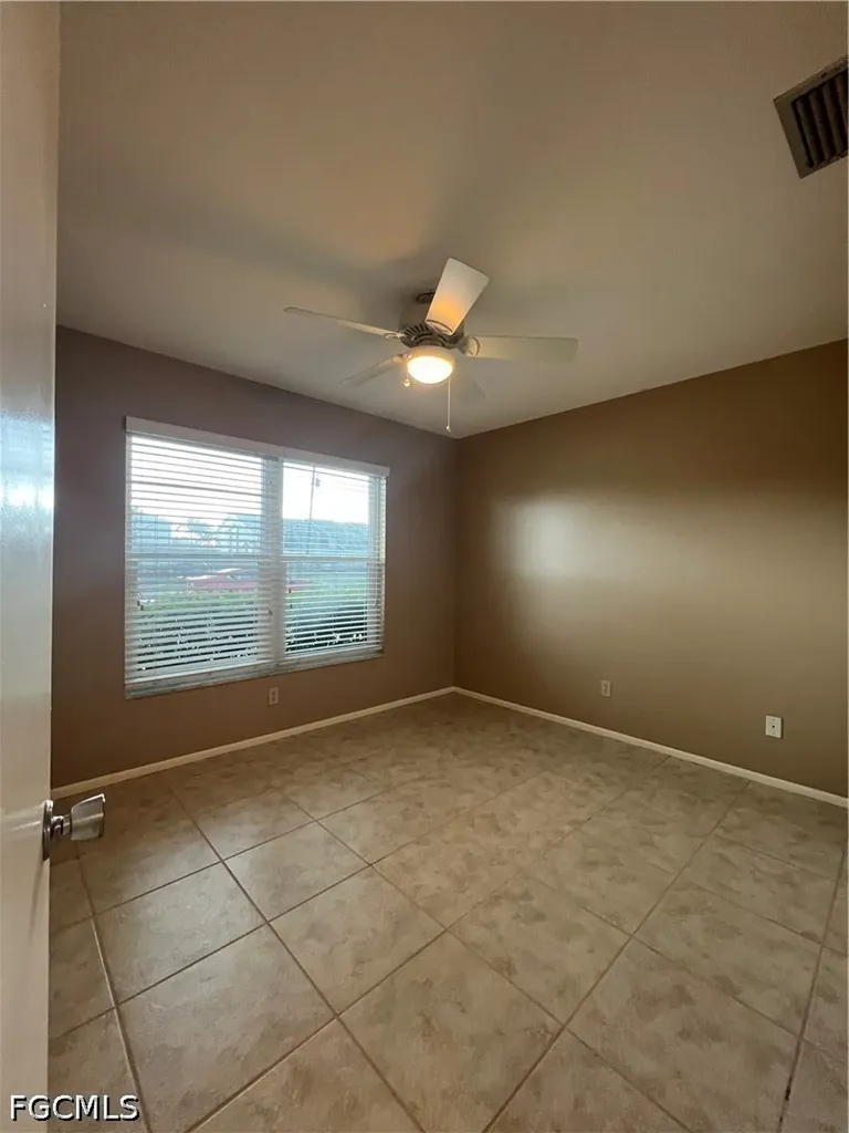 4629 SE 5th Place Cape Coral FL 33904