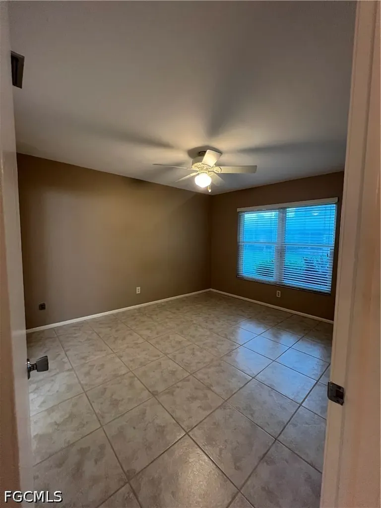 4629 SE 5th Place Cape Coral FL 33904