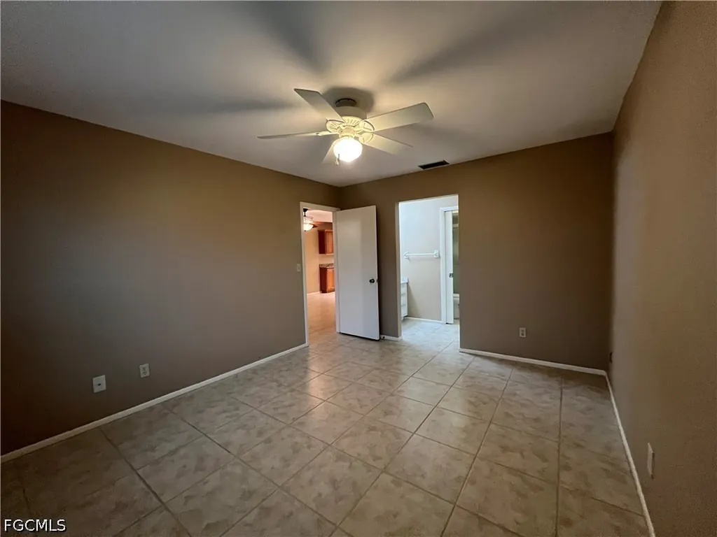 4629 SE 5th Place Cape Coral FL 33904