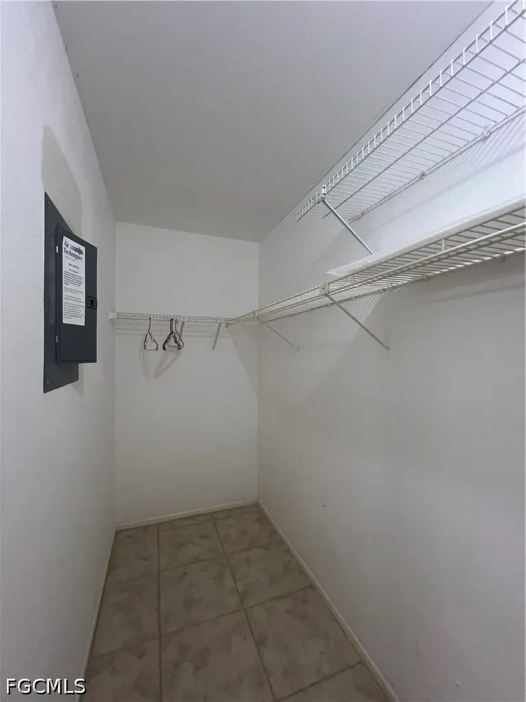 4629 SE 5th Place Cape Coral FL 33904