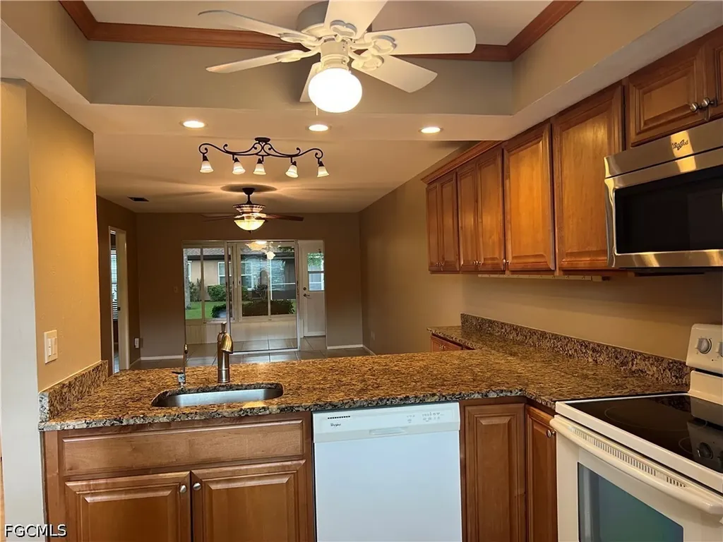 4629 SE 5th Place Cape Coral FL 33904