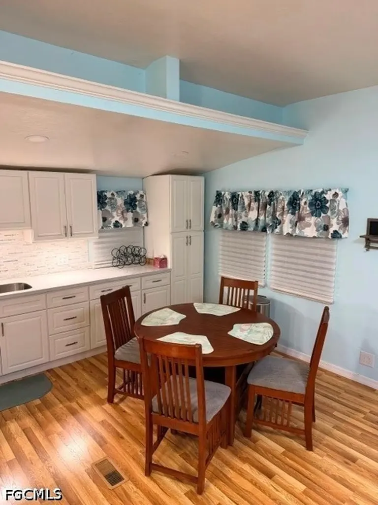 11751 Oakdale Drive Fort Myers FL 33908