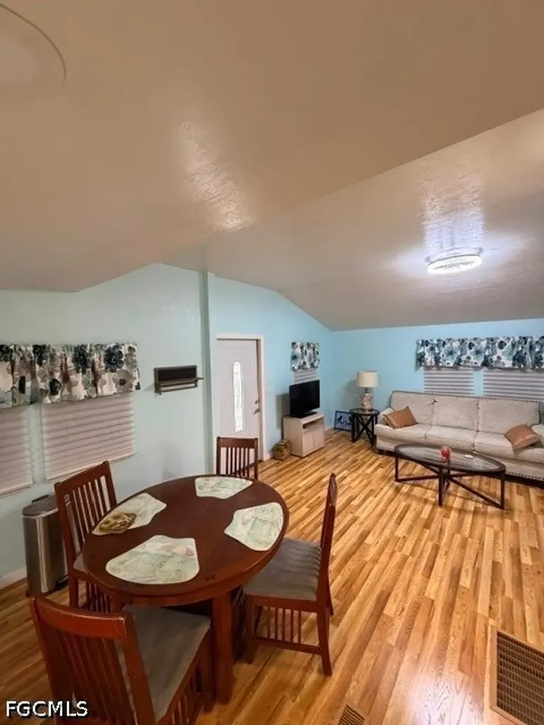 11751 Oakdale Drive Fort Myers FL 33908