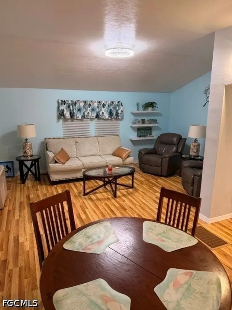 11751 Oakdale Drive Fort Myers FL 33908