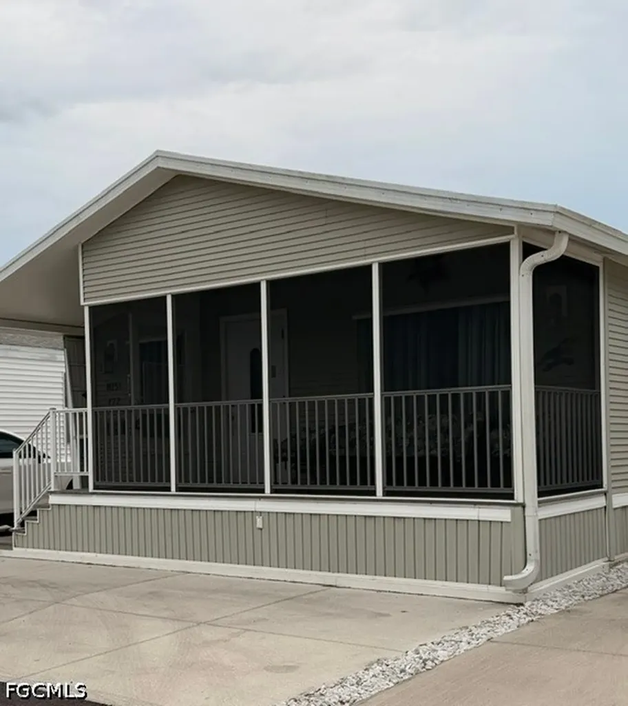 11751 Oakdale Drive Fort Myers FL 33908