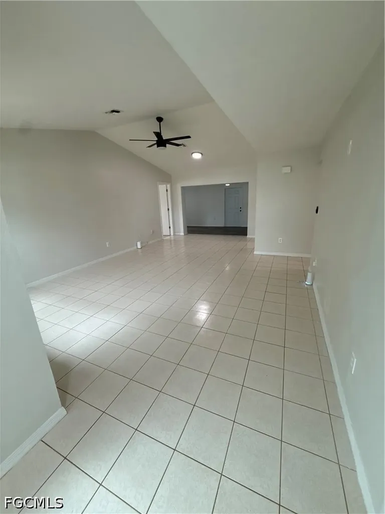 233 SW 43rd Street Cape Coral FL 33914