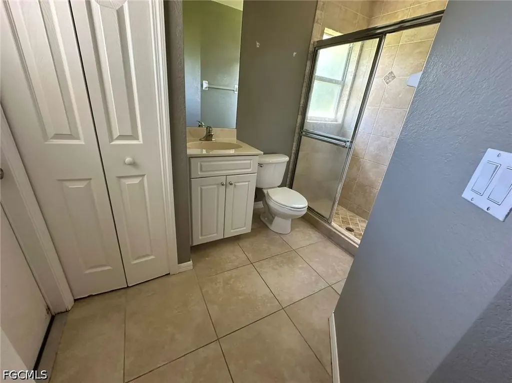3025 SW 4th Place Cape Coral FL 33914