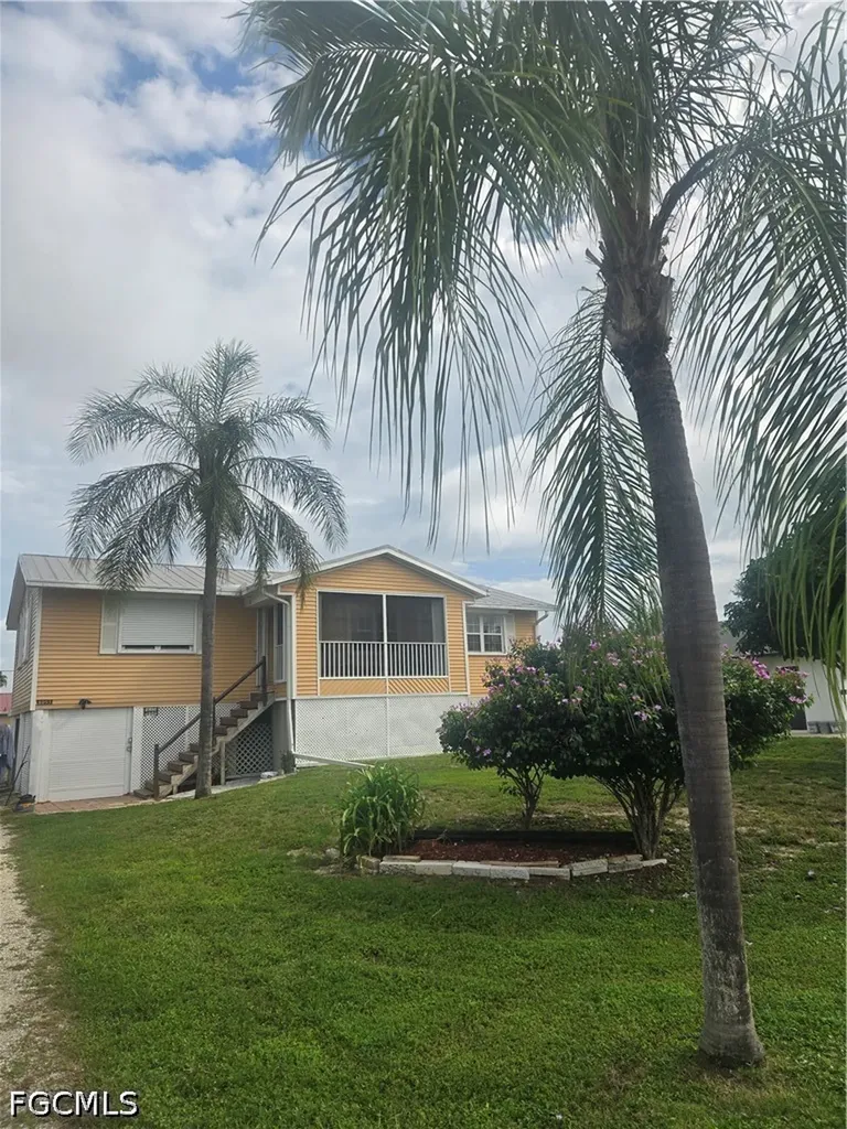 8093 Anhinga Road Fort Myers FL 33967