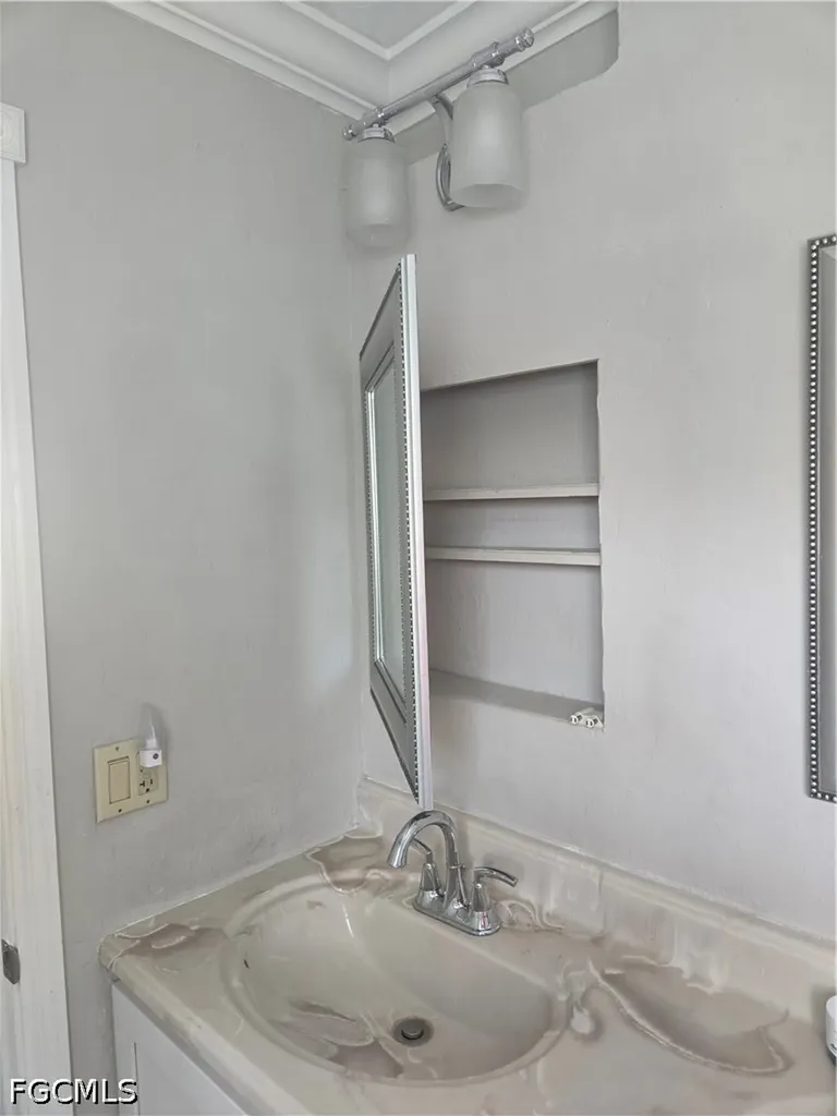 8093 Anhinga Road Fort Myers FL 33967