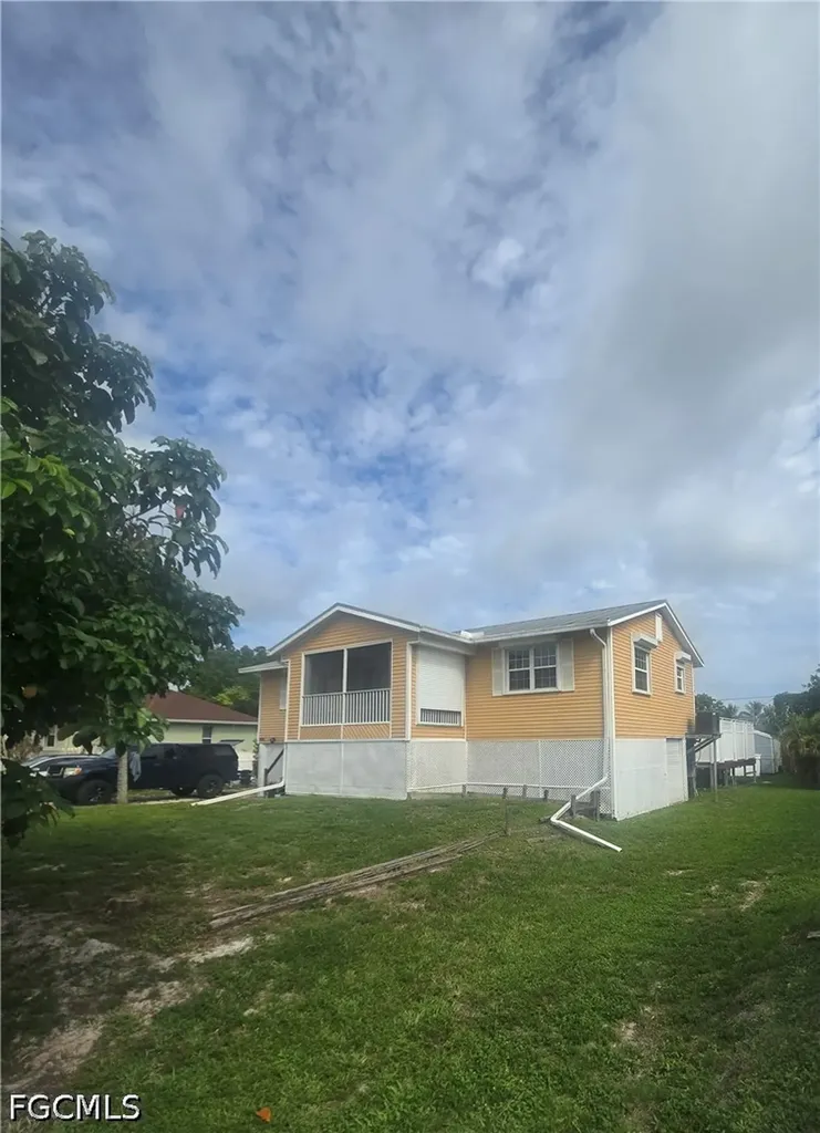 8093 Anhinga Road Fort Myers FL 33967