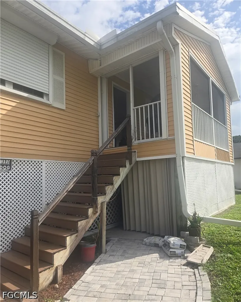 8093 Anhinga Road Fort Myers FL 33967
