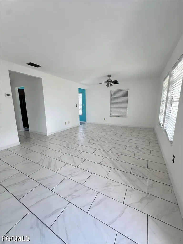 10 Tangerine Court Lehigh Acres FL 33936