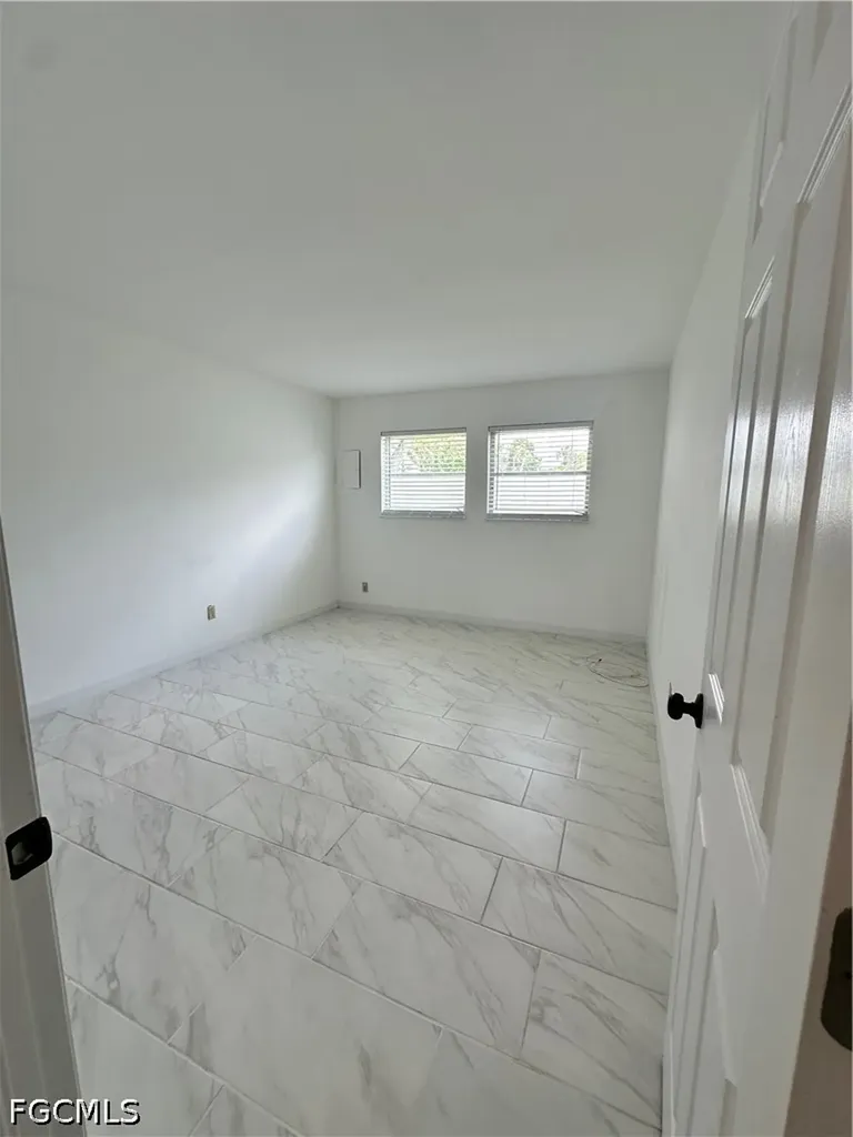 10 Tangerine Court Lehigh Acres FL 33936