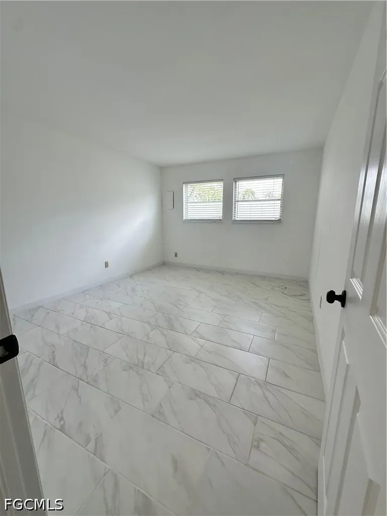 10 Tangerine Court Lehigh Acres FL 33936