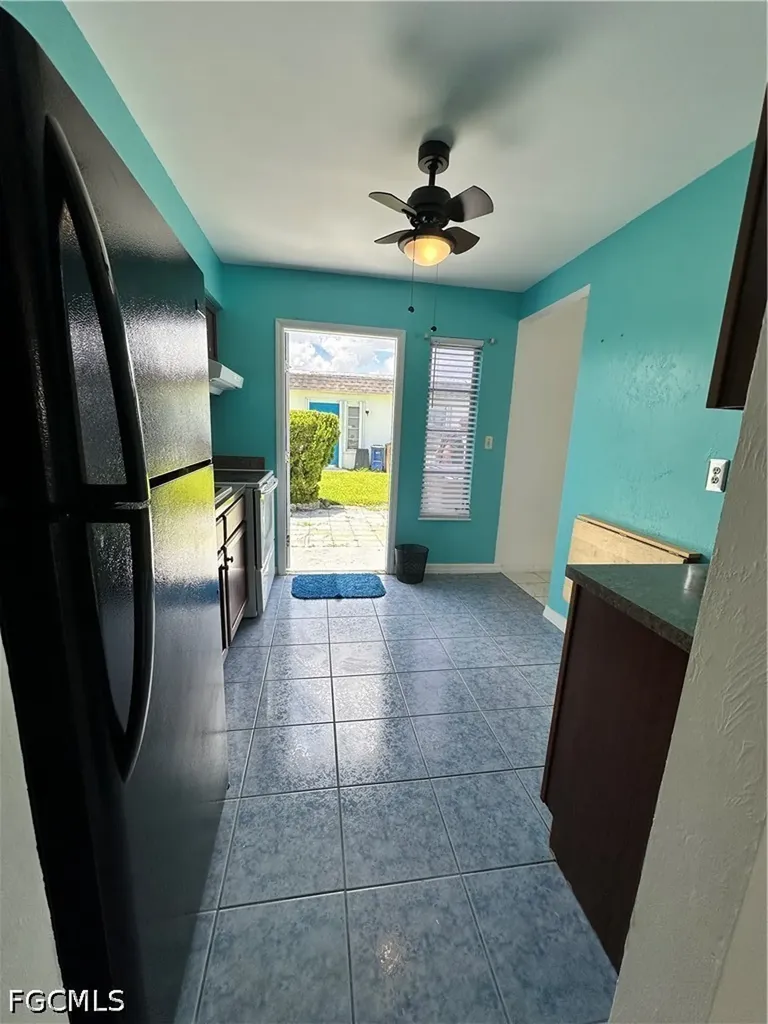 10 Tangerine Court Lehigh Acres FL 33936