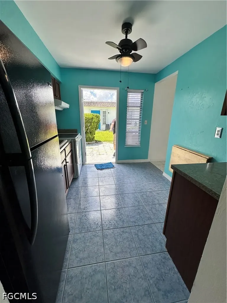 10 Tangerine Court Lehigh Acres FL 33936