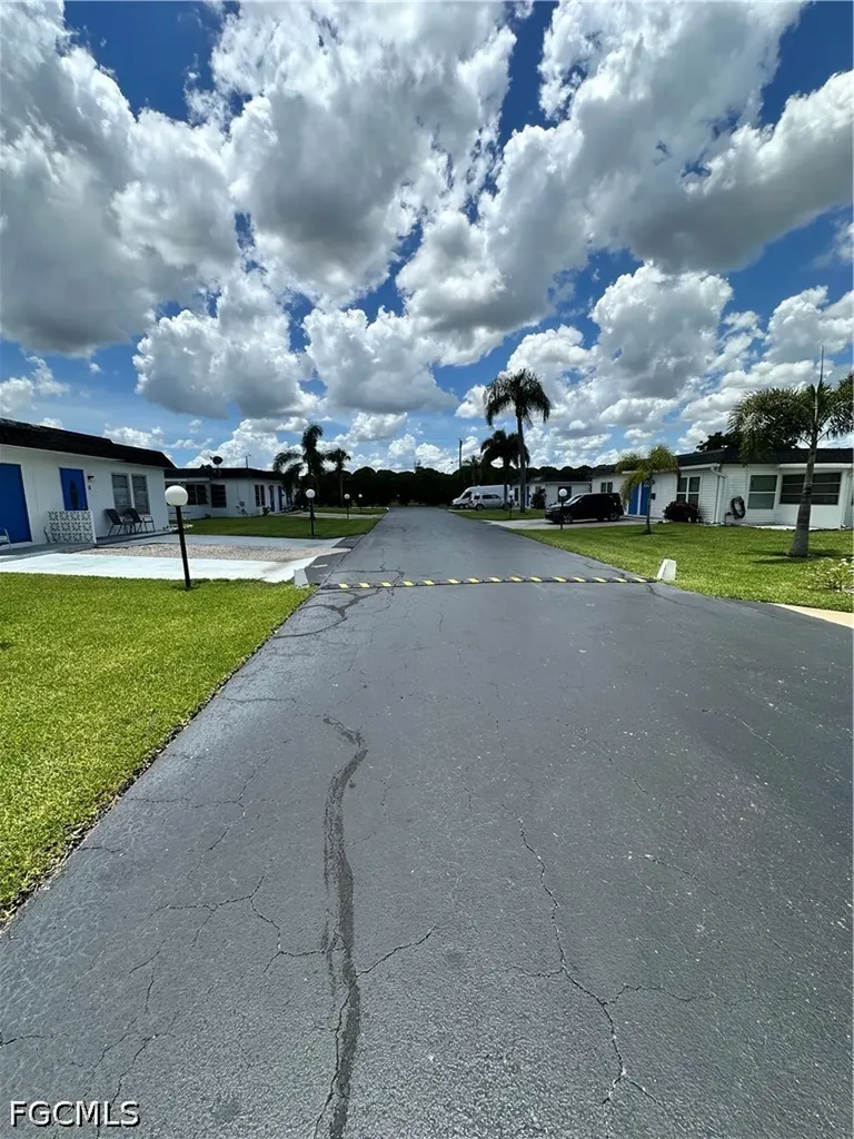 10 Tangerine Court Lehigh Acres FL 33936