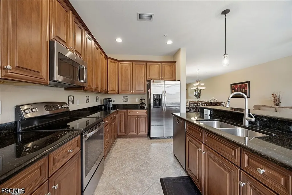 11875 Izarra Way Fort Myers FL 33912