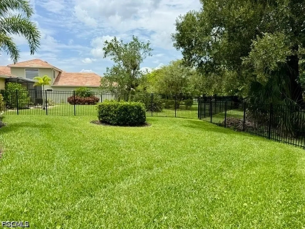 3300 Hampton Boulevard Alva FL 33920