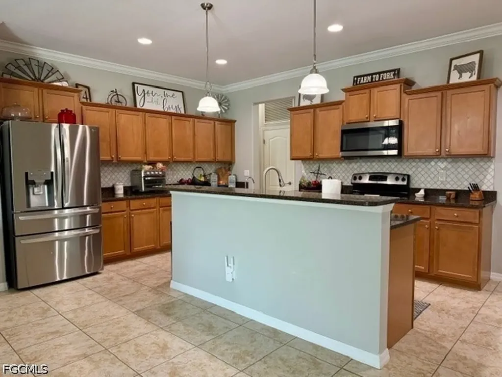 3300 Hampton Boulevard Alva FL 33920