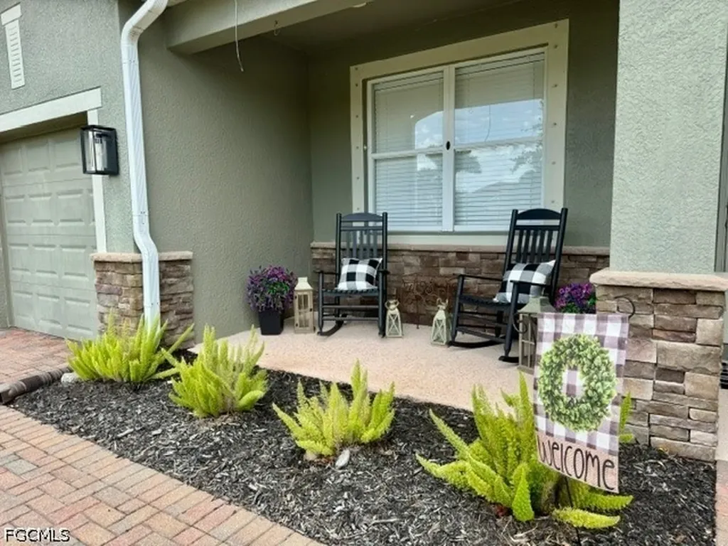 3300 Hampton Boulevard Alva FL 33920